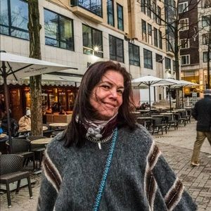 Meet your Posher, Susan